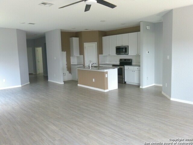 Image 11 of 28 For 341 Cordova Crossing