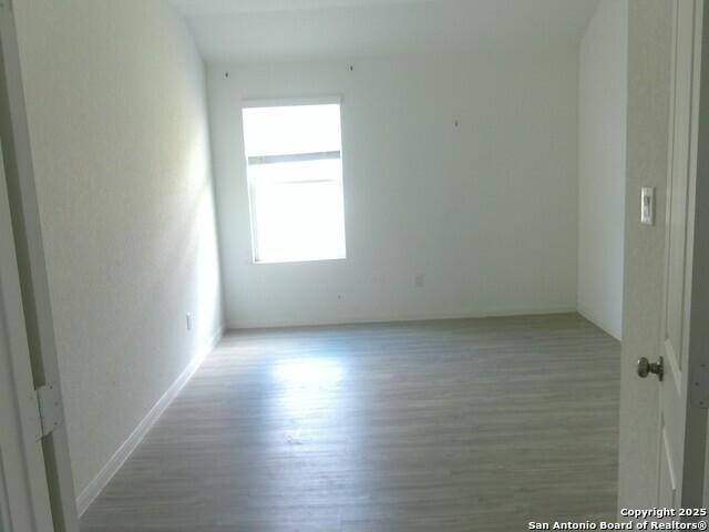 Image 21 of 28 For 341 Cordova Crossing