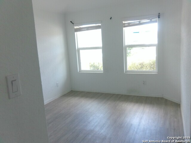 Image 22 of 28 For 341 Cordova Crossing