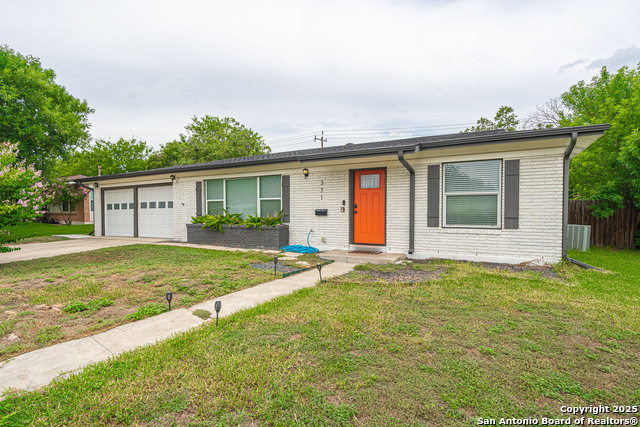 Details for 371 Sprucewood Ln, San Antonio, TX 78216