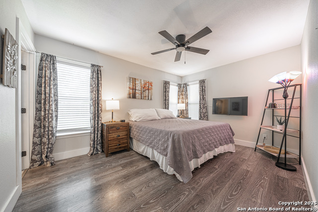 Listing photo id 21 for 371 Sprucewood Ln