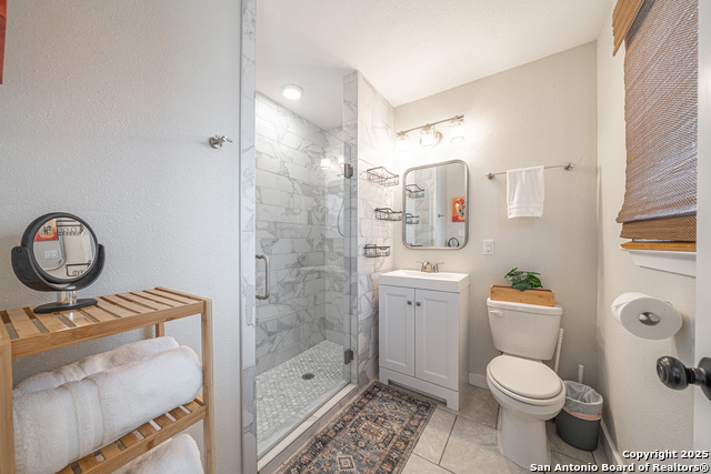 Listing photo id 22 for 371 Sprucewood Ln