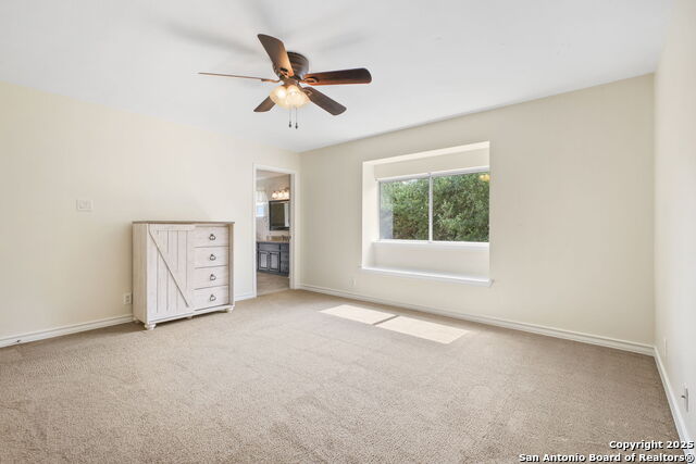 Listing photo id 29 for 209 Sandy Oaks