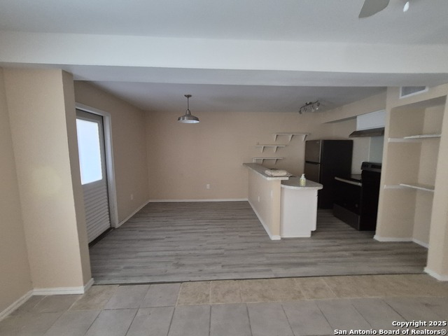 Image 3 of 5 For 3718 Pleasanton Rd.  2-102