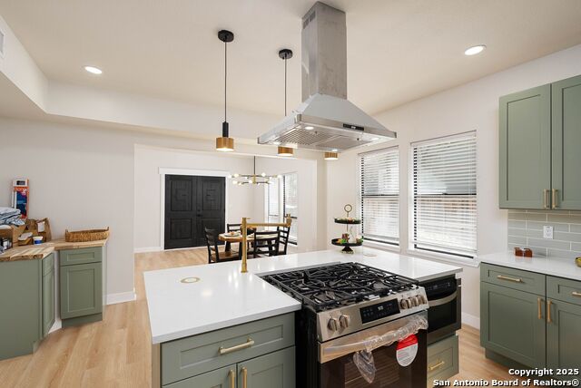Image 3 of 46 For 2046 W Mulberry Ave