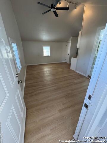 Image 34 of 46 For 2046 W Mulberry Ave