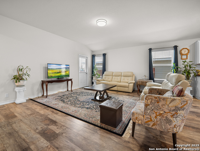 Image 16 of 36 For 5022 Dancing Gopher