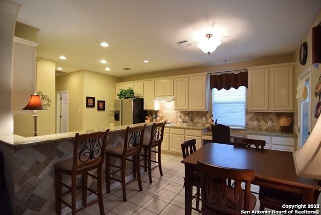 Image 11 of 23 For 26410 Cuyahoga Cir