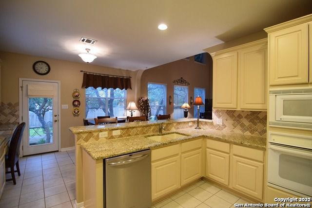 Image 12 of 23 For 26410 Cuyahoga Cir