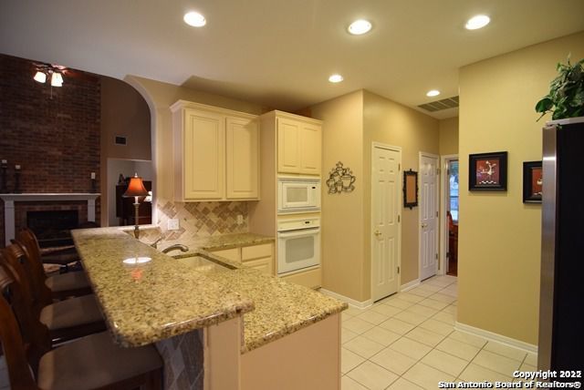 Image 13 of 23 For 26410 Cuyahoga Cir