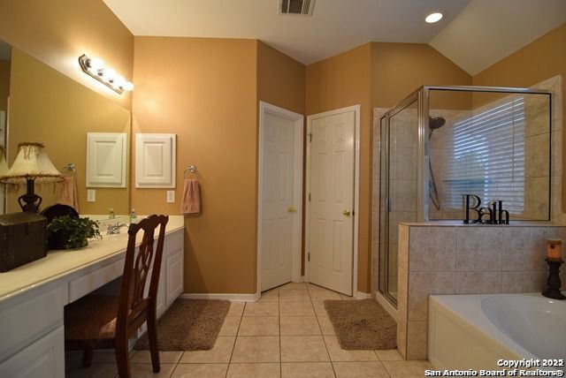 Image 19 of 23 For 26410 Cuyahoga Cir