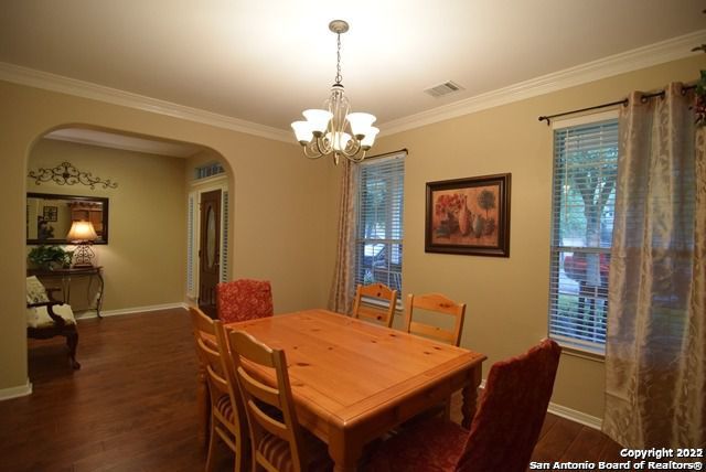 Image 4 of 23 For 26410 Cuyahoga Cir