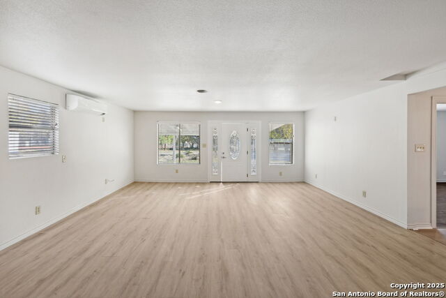Listing photo id 5 for 1031 Talley Rd.