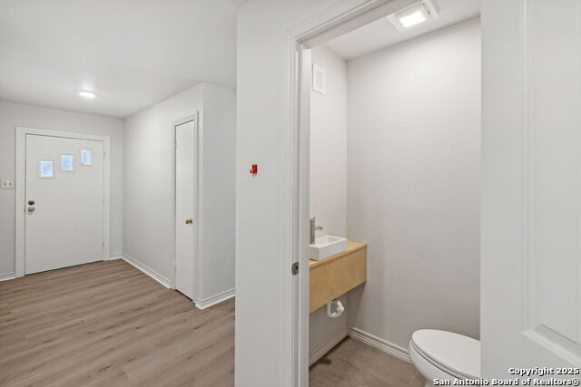 Listing photo id 7 for 1031 Talley Rd.