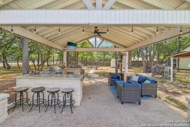 Image 8 of 50 For 31477 Sunlight Dr.