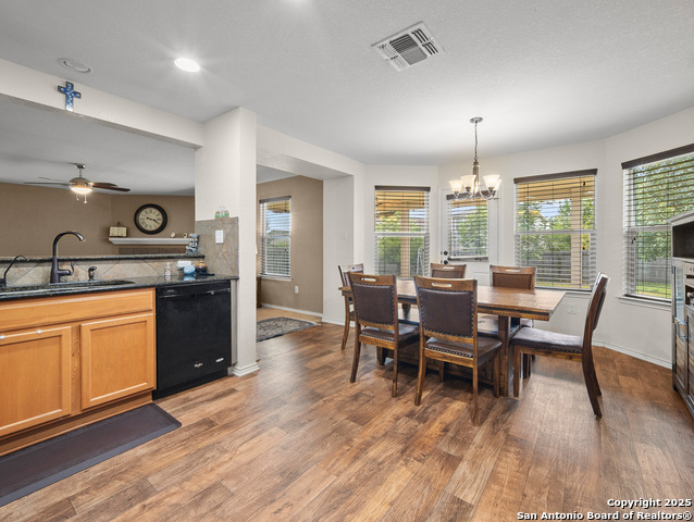 Image 12 of 37 For 8335 Pioneer