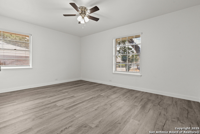 Image 16 of 28 For 713 Balfour  