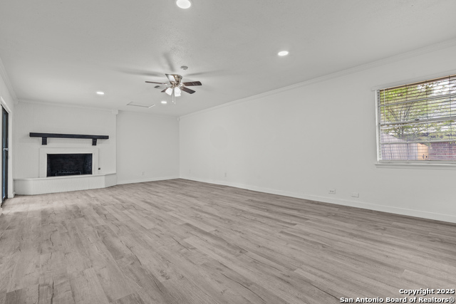 Image 20 of 28 For 713 Balfour  