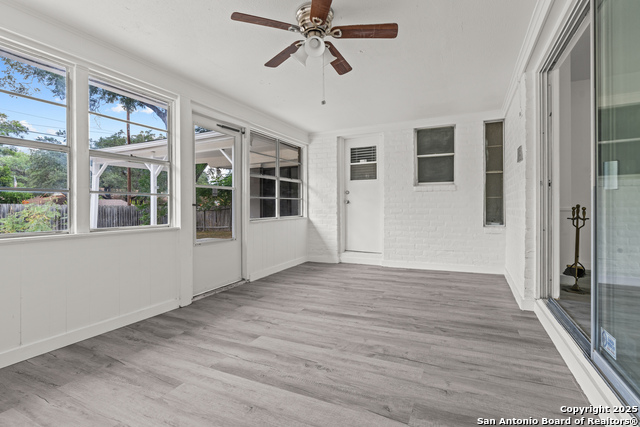 Image 25 of 28 For 713 Balfour  