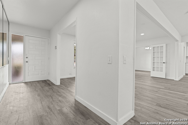 Image 4 of 28 For 713 Balfour  