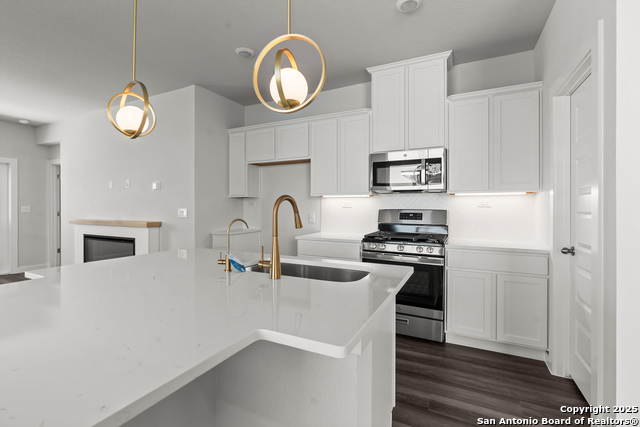 Image 18 of 32 For 14743 Sweet Clover