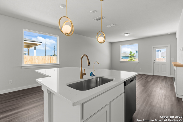 Image 19 of 32 For 14743 Sweet Clover