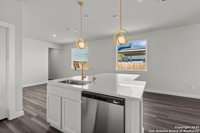 Image 20 of 32 For 14743 Sweet Clover