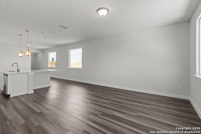 Image 24 of 32 For 14743 Sweet Clover