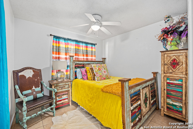 Image 6 of 26 For 903 Hackberry