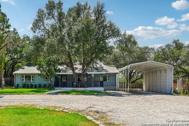 Listing photo id 28 for 131 Oak Springs Dr.
