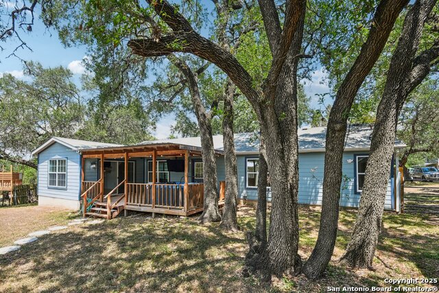 Listing photo id 45 for 131 Oak Springs Dr.