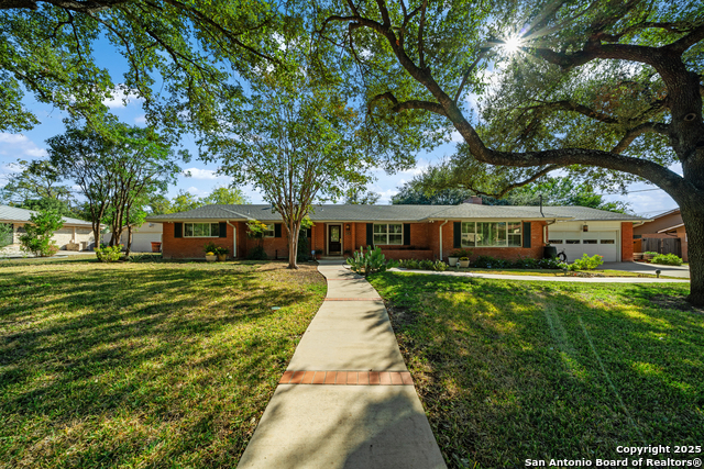 Image 2 of 40 For 120 Herweck