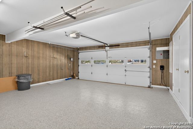 Image 33 of 40 For 120 Herweck