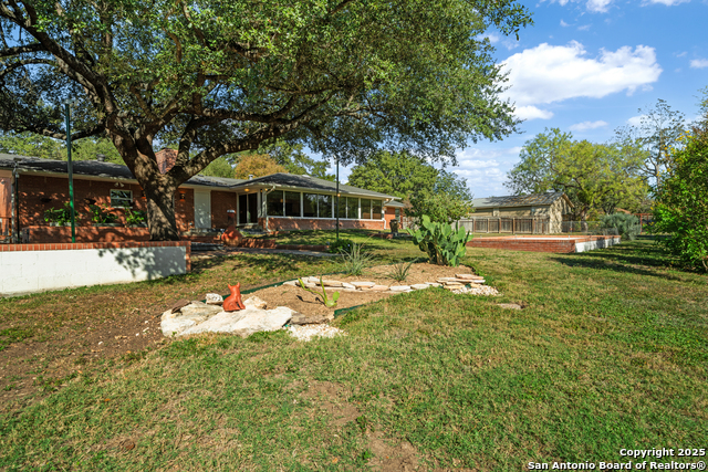 Image 38 of 40 For 120 Herweck