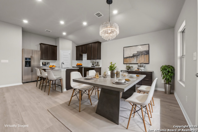 Listing photo id 5 for 10310 Goodison Drive