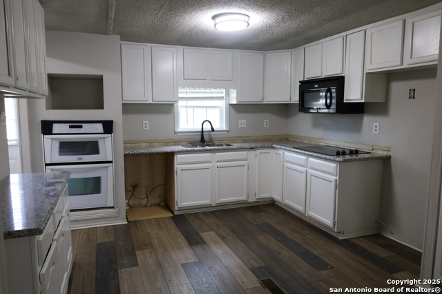 Image 14 of 29 For 1502 Live Oak St