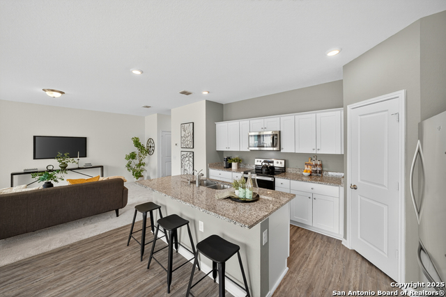 Listing photo id 10 for 5456 Rue Girard