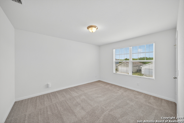Listing photo id 20 for 5456 Rue Girard