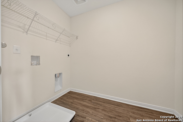 Listing photo id 23 for 5456 Rue Girard