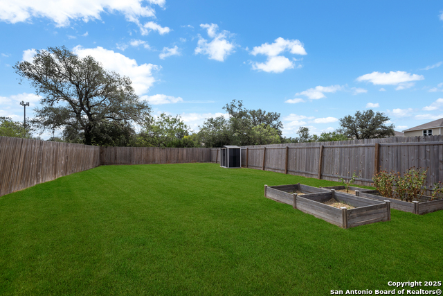 Listing photo id 27 for 5456 Rue Girard