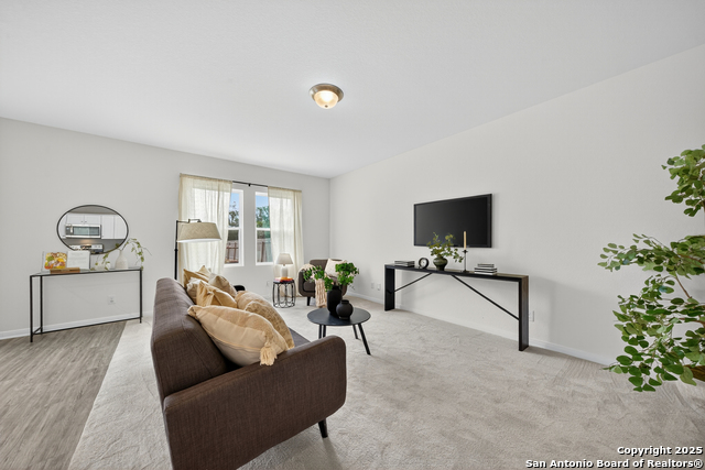 Listing photo id 4 for 5456 Rue Girard