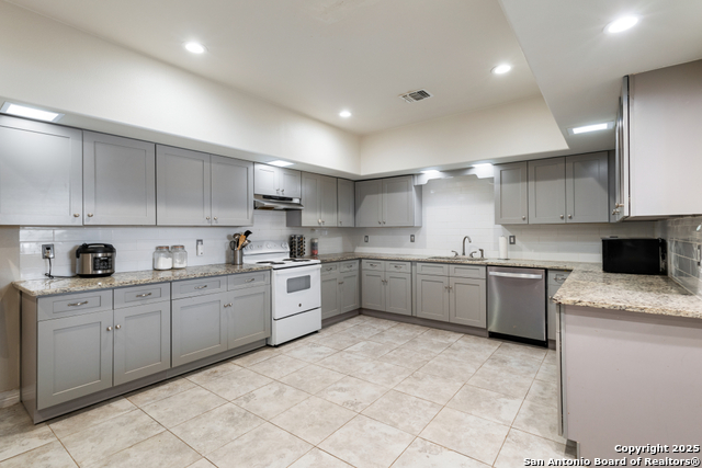 Image 16 of 32 For 1322 Rigsby Ave