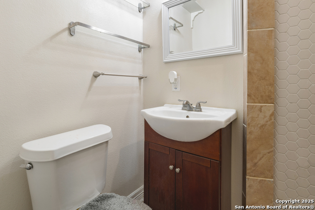 Image 22 of 32 For 1322 Rigsby Ave