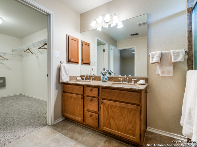 Listing photo id 22 for 11418 Newkirk