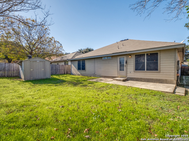Listing photo id 30 for 11418 Newkirk