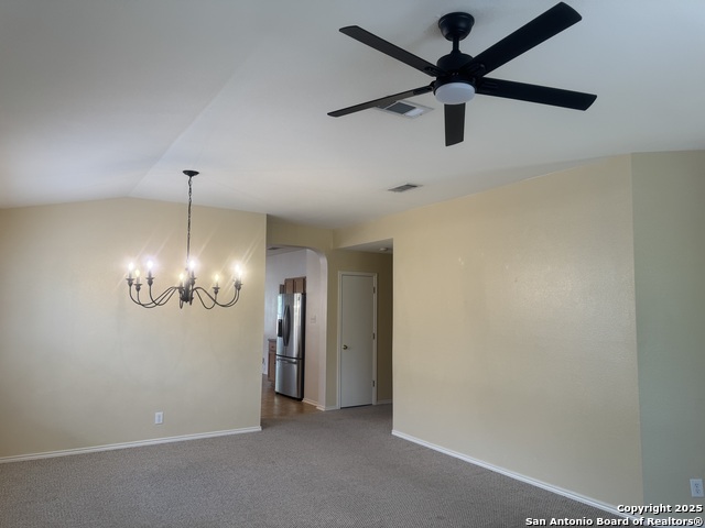 Listing photo id 5 for 11418 Newkirk