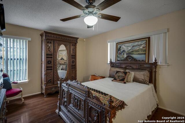 Image 14 of 24 For 4603 Golf View Dr.