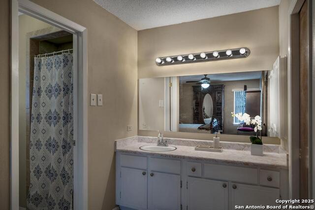 Image 16 of 24 For 4603 Golf View Dr.