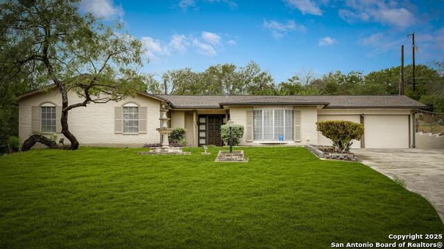 Image 2 of 24 For 4603 Golf View Dr.