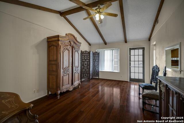 Image 5 of 24 For 4603 Golf View Dr.